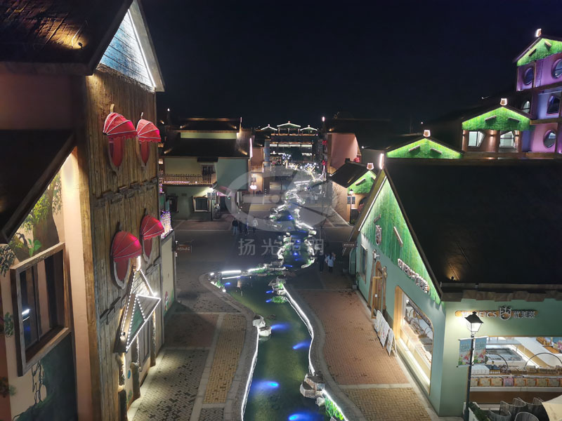 小鎮夜游燈光實拍圖三
